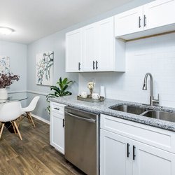 kitchen at Polaris at East Point apartments located in Atlanta, GA